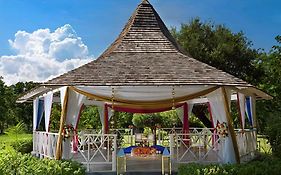 Melia Braco Village